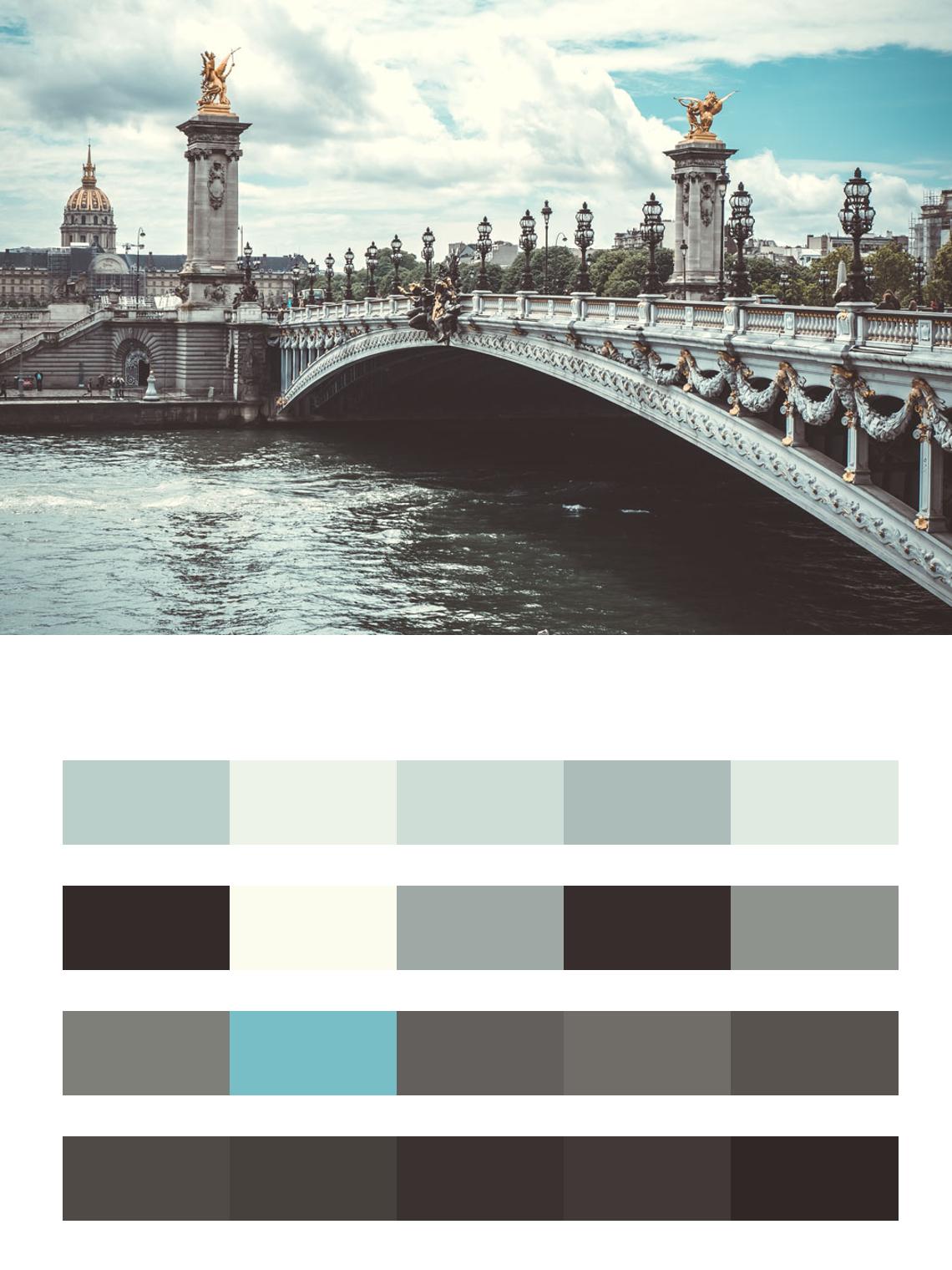 Мост в Париже цвета